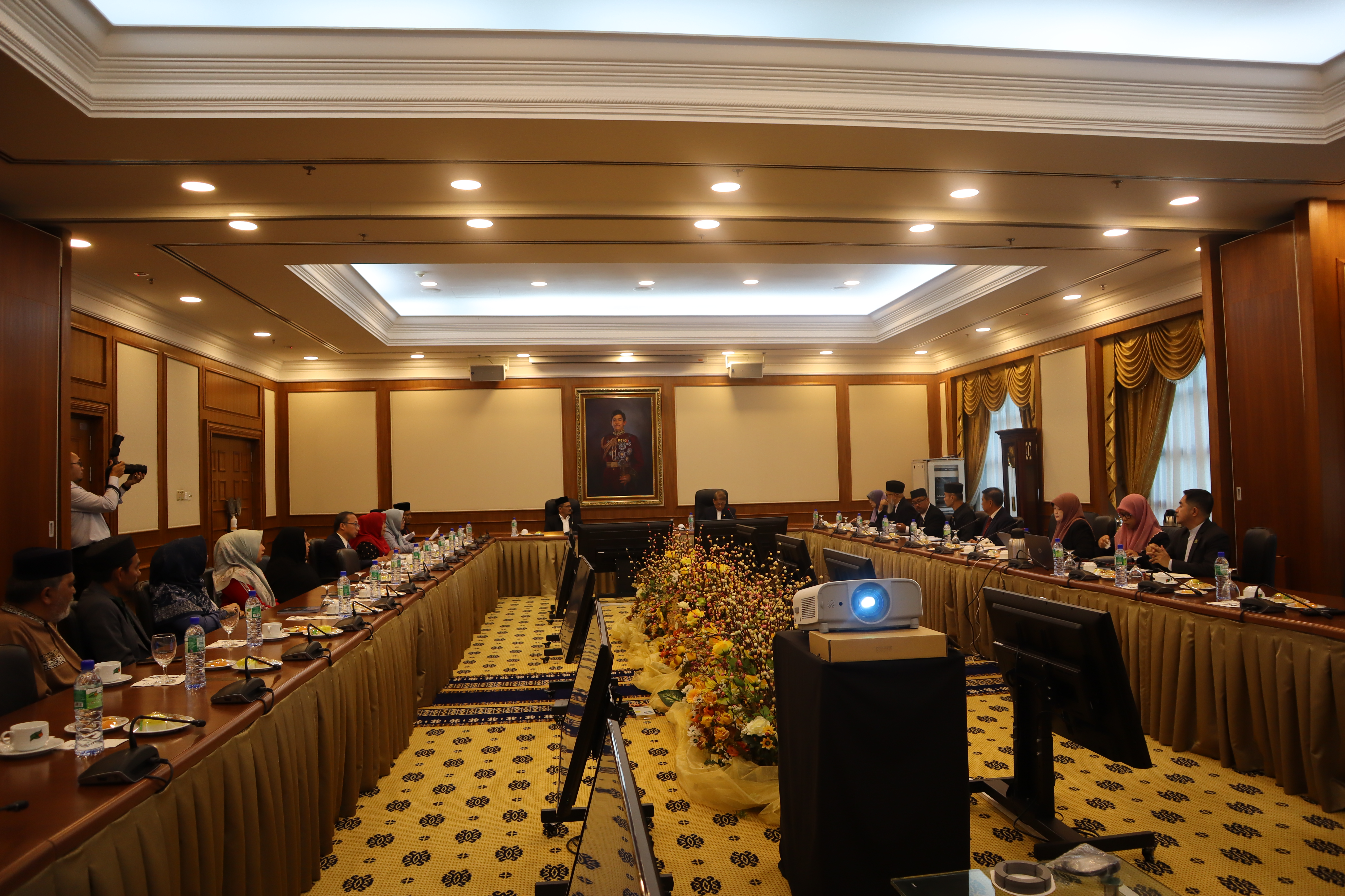 26.09.23 Legco receives visit from DPRA