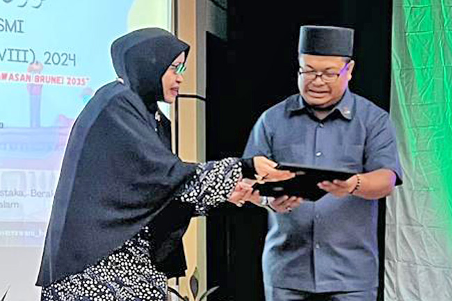 28.11.24 Brunei’s literary figures gather to shape the future