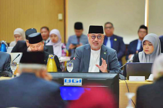 17.12.24 Dialogue fosters discussion on ministry’s goals