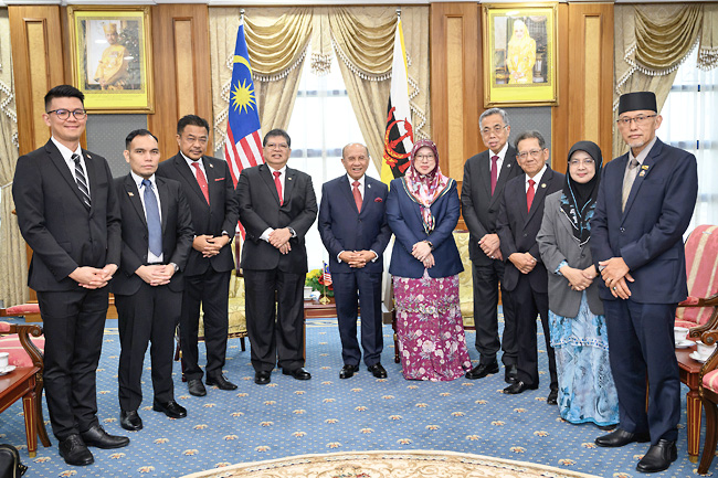 24.01.25 LegCo Speaker welcomes Malaysian counterpart