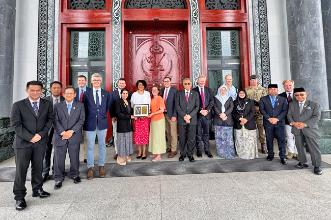 30.05.25 LegCo welcomes UK AFPS delegation