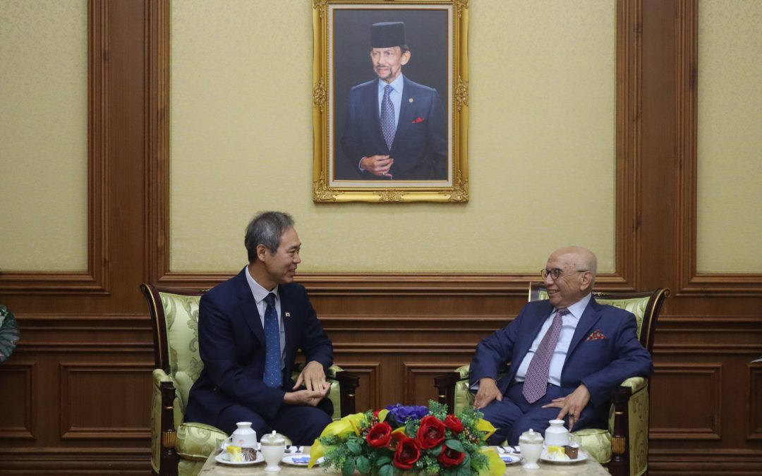 10.02.26 Speaker of LegCo receives courtesy calls from Korea, Laos envoys