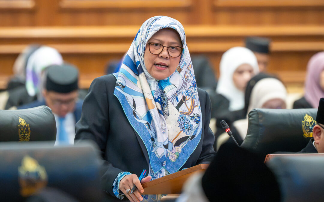 11.08.26 Students equipped for emergencies, says minister